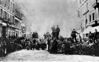 Alternative Futures of the Paris Commune